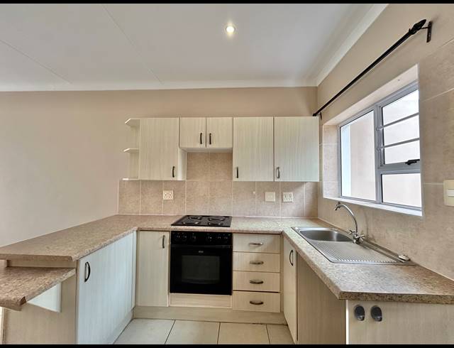 3 BEDROOM TOWNHOUSE FOR SALE IN MARINA MARTINIQUE
